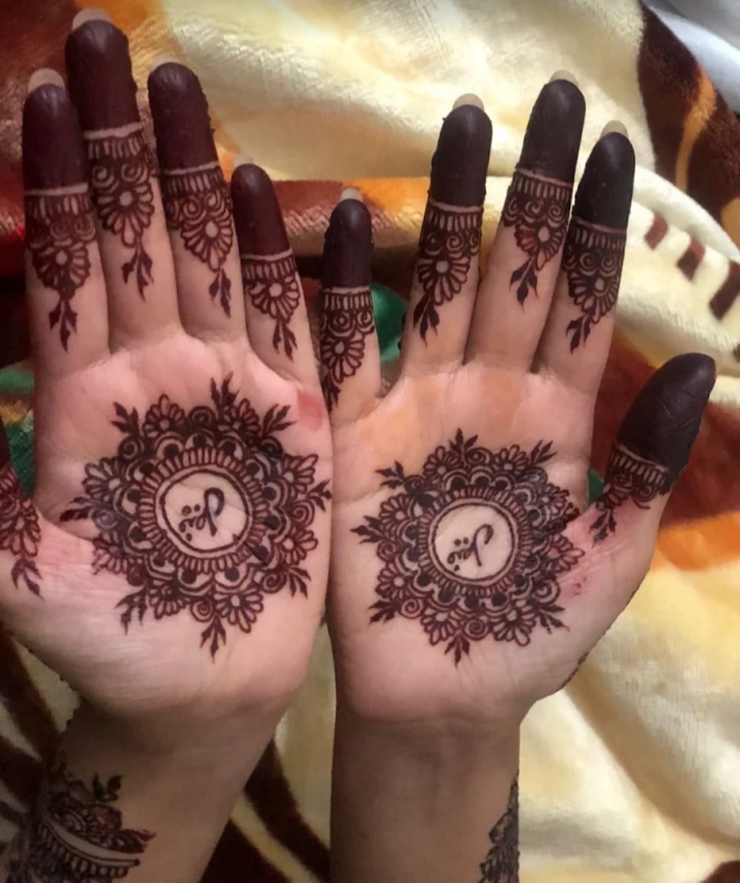 Mahndi Application